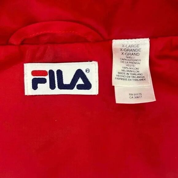 Vintage FILA Windbreaker - Picture 6 of 6